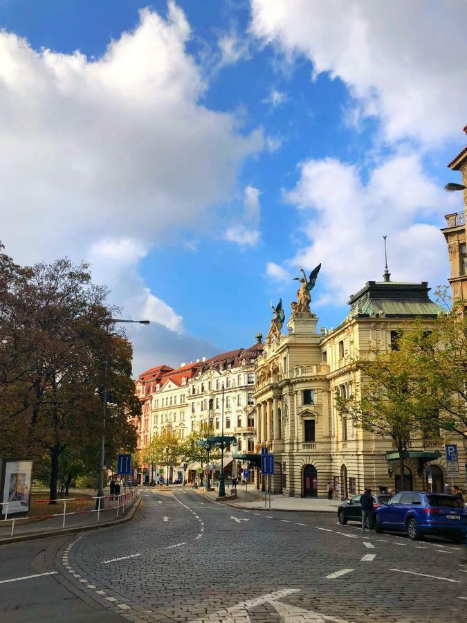 Bohemian - Velehradska * Praha